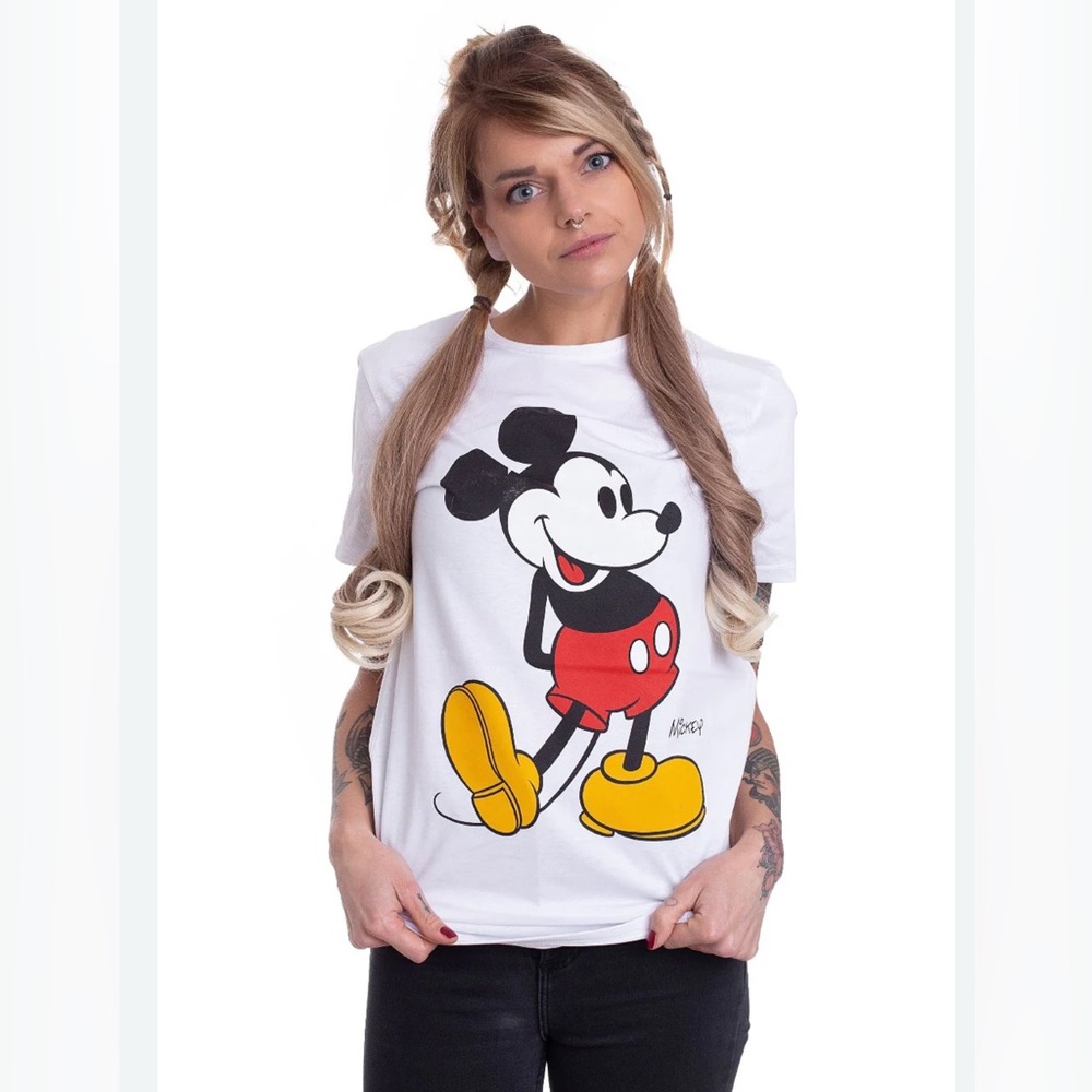 Disney White Graphic Tee